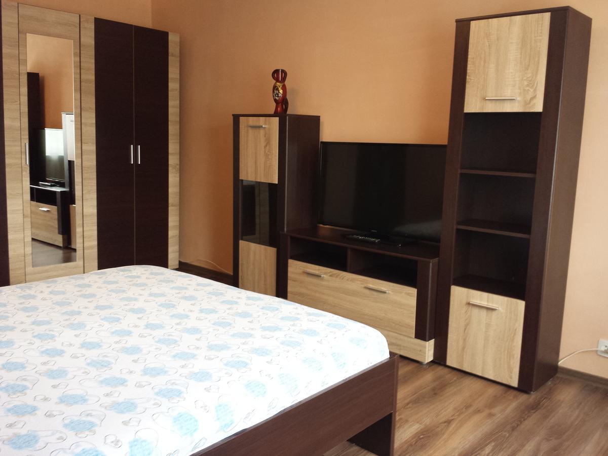 Central City Apartment Călimăneşti Dış mekan fotoğraf